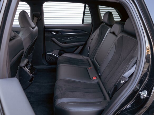 2025 Geely Monjaro I Рестайлинг, чёрный, 3295000 рублей - вид 21
