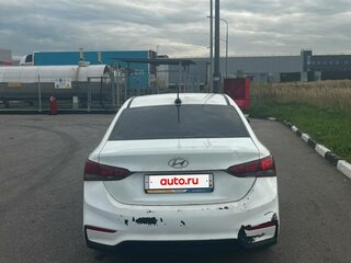 2018 Hyundai Solaris II, белый, 560000 рублей, вид 2