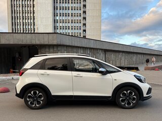 2020 Honda Fit Crosstar IV, белый, 1830000 рублей, вид 5