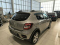 2017 Renault Sandero Stepway II, бежевый, 830000 рублей - вид 4