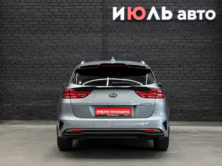 2020 Kia Ceed III, серый, 1530000 рублей, вид 5
