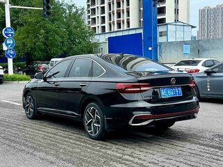 2023 Volkswagen Lavida III Рестайлинг, чёрный, 1125000 рублей, вид 4