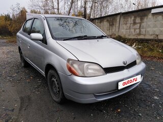 2001 Toyota Platz, серебристый, 255000 рублей, вид 1