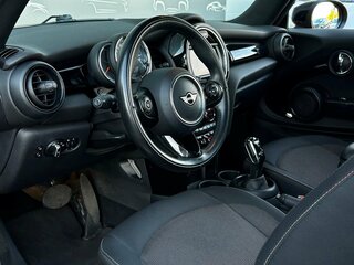 2021 Mini Hatch Cooper III (F55/F56) Рестайлинг, оранжевый, 2220700 рублей, вид 5