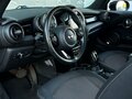 2021 Mini Hatch Cooper III (F55/F56) Рестайлинг, оранжевый, 2220700 рублей - вид 4