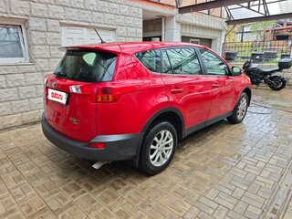 2013 Toyota RAV4 IV (XA40), красный, 1950000 рублей, вид 5