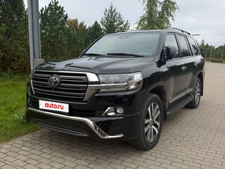 2016 Toyota Land Cruiser 200 Series Рестайлинг 2, чёрный, 6400000 рублей, вид 1