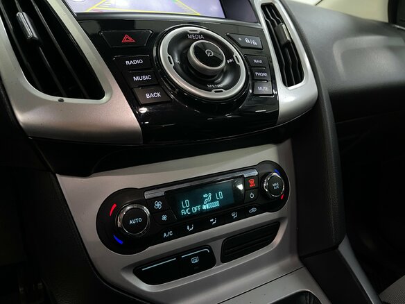 2013 Ford Focus III, белый, 849000 рублей - вид 15