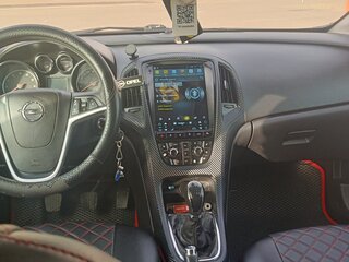 2011 Opel Astra J, белый, 600000 рублей, вид 4