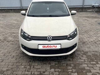 2011 Volkswagen Polo V, белый, 350000 рублей, вид 1
