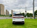 2026 Geely Xingyue L I Рестайлинг 2, белый, 4377700 рублей - вид 4
