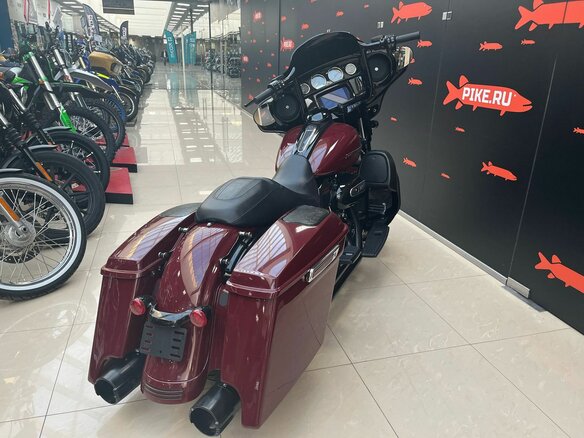 2020 Harley-Davidson Street Glide, красный, 1800000 рублей - вид 13