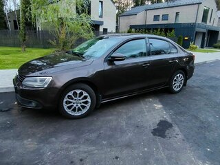 2013 Volkswagen Jetta VI, коричневый, 1000000 рублей, вид 2