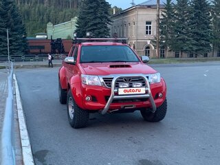 2013 Toyota Hilux Arctic Trucks AT35 VII Рестайлинг, пурпурный, 3100000 рублей, вид 1