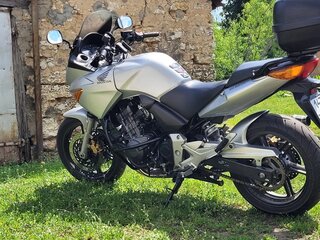 2004 Honda CBF 600, серебристый, 450000 рублей, вид 4