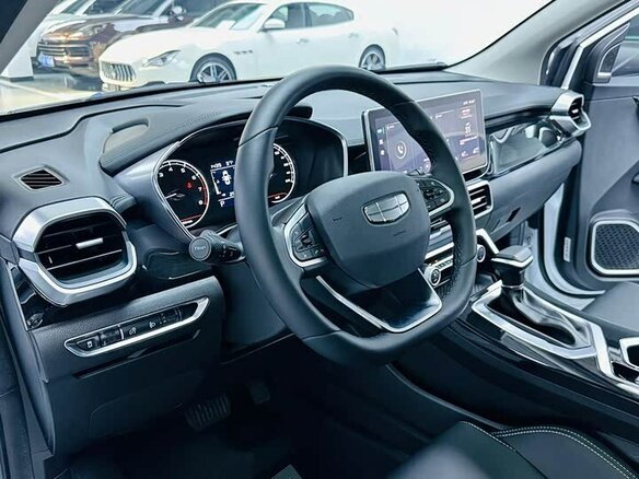 2025 Geely Coolray (Binyue L) I Рестайлинг 2, белый, 1630008 рублей - вид 10