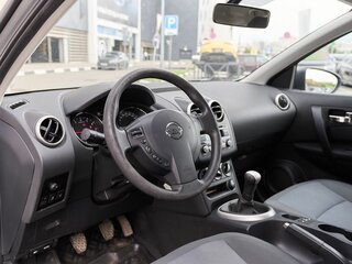 2013 Nissan Qashqai I Рестайлинг, серебристый, 1105000 рублей, вид 5