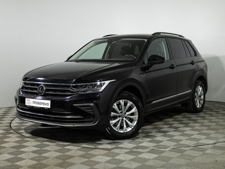2021 Volkswagen Tiguan II Рестайлинг, чёрный, 2449700 рублей, вид 1
