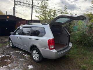 2009 Kia Carnival Grand II, серый, 900000 рублей, вид 5