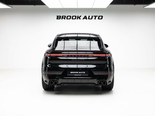 2026 Porsche Cayenne GTS Coupé III Рестайлинг, чёрный, 25990000 рублей, вид 5