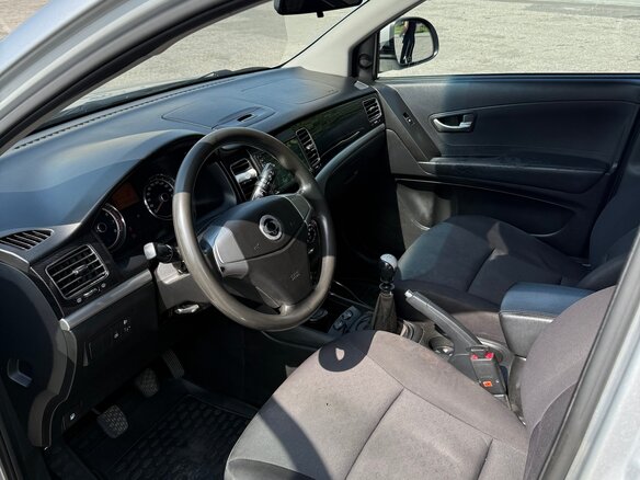 2013 SsangYong Actyon II, серебристый, 780000 рублей - вид 6