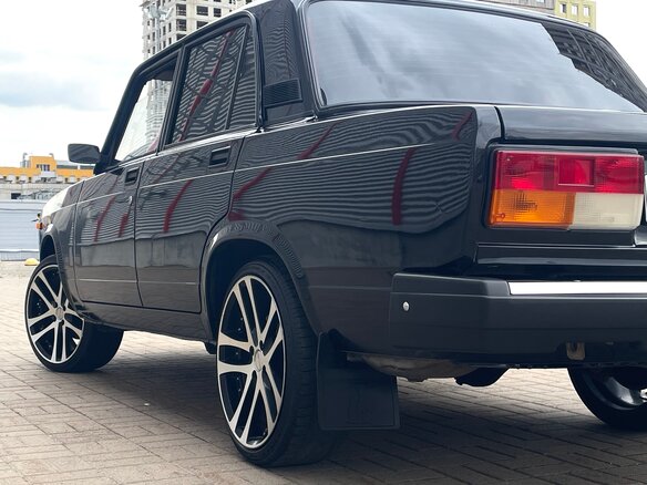 2010 Lada (ВАЗ) 2107, чёрный - вид 17