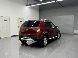 2014 Renault Sandero Stepway I, красный, 740000 рублей, вид 2