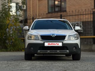2012 Skoda Octavia Scout II (A5) Рестайлинг, белый, 1000000 рублей, вид 1