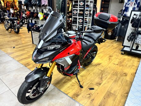 2025 Ducati Multistrada V4, красный, 3100000 рублей, вид 3
