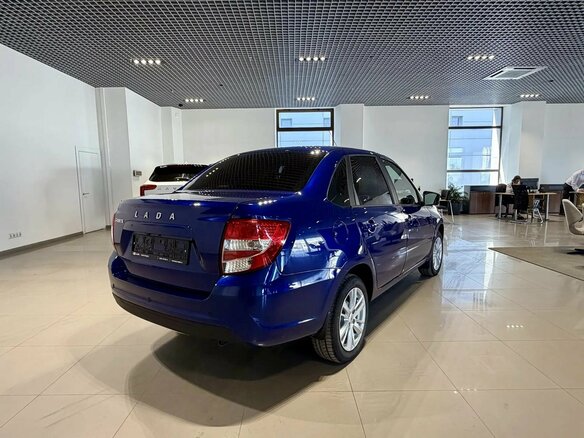 2026 Lada (ВАЗ) Granta I Рестайлинг, синий - вид 6