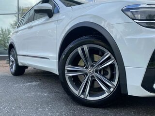 2020 Volkswagen Tiguan II, белый, 2840000 рублей, вид 5