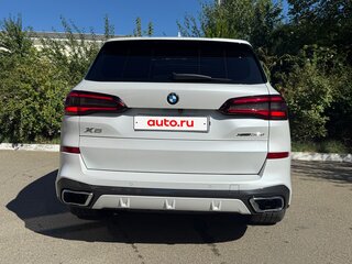 2020 BMW X5 30d IV (G05/G18), белый, 8950000 рублей, вид 5