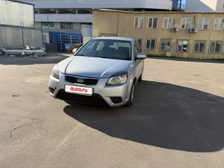 2010 Kia Rio II Рестайлинг, серый, 440000 рублей, вид 1