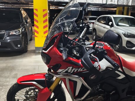 2016 Honda CRF 1000L Africa Twin, красный, 1150000 рублей, вид 4