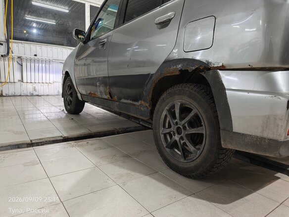 2000 Nissan Cube I Рестайлинг (Z10), серебристый, 97000 рублей - вид 9
