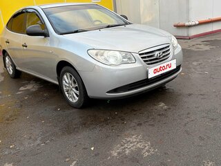 2010 Hyundai Elantra IV (HD), серебристый, 750000 рублей, вид 3
