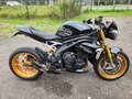 2021 Triumph Speed Triple, чёрный, 1200000 рублей - вид 5