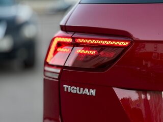 2019 Volkswagen Tiguan II, пурпурный, 2570000 рублей, вид 3