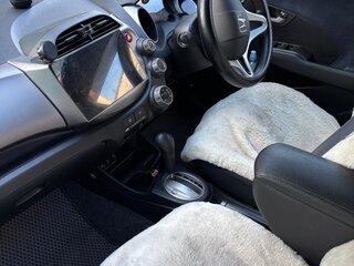 2011 Honda Fit II, белый, 820000 рублей, вид 3