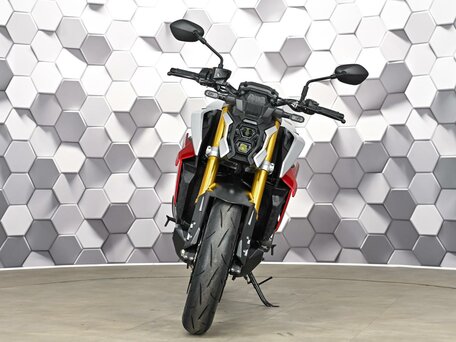 2025 Suzuki GSX-S 1000, серебристый, 1299000 рублей, вид 5