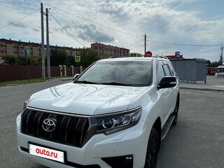 2021 Toyota Land Cruiser Prado 150 Series Рестайлинг 3, белый, 7000000 рублей, вид 1