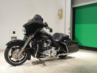 2012 Harley-Davidson Street Glide, чёрный, 995000 рублей, вид 5