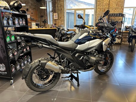 2025 BMW R 1300 GS, синий, 3370000 рублей, вид 4