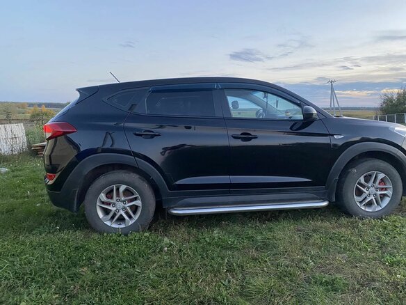 2016 Hyundai Tucson III, чёрный, 1650000 рублей - вид 2