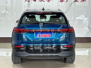 2024 Audi Q5 e-tron 50, синий, 5441033 рублей, вид 4