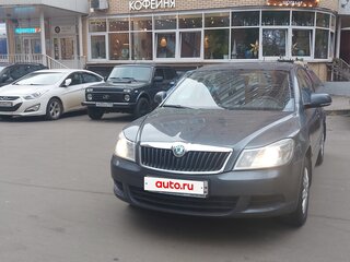 2013 Skoda Octavia II (A5) Рестайлинг, серый, 800000 рублей, вид 1