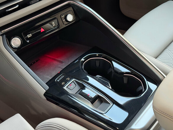 2026 Audi Q5 L III (GU), зелёный, 5900000 рублей - вид 21