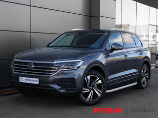 2021 Volkswagen Touareg III, серый, 7398000 рублей, вид 1