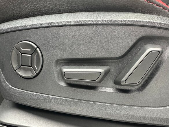 2022 Audi Q3 35 TFSI II (F3), чёрный, 2720000 рублей - вид 12