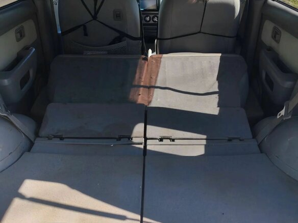 2001 Nissan Cube I Рестайлинг (Z10), белый, 310000 рублей - вид 10